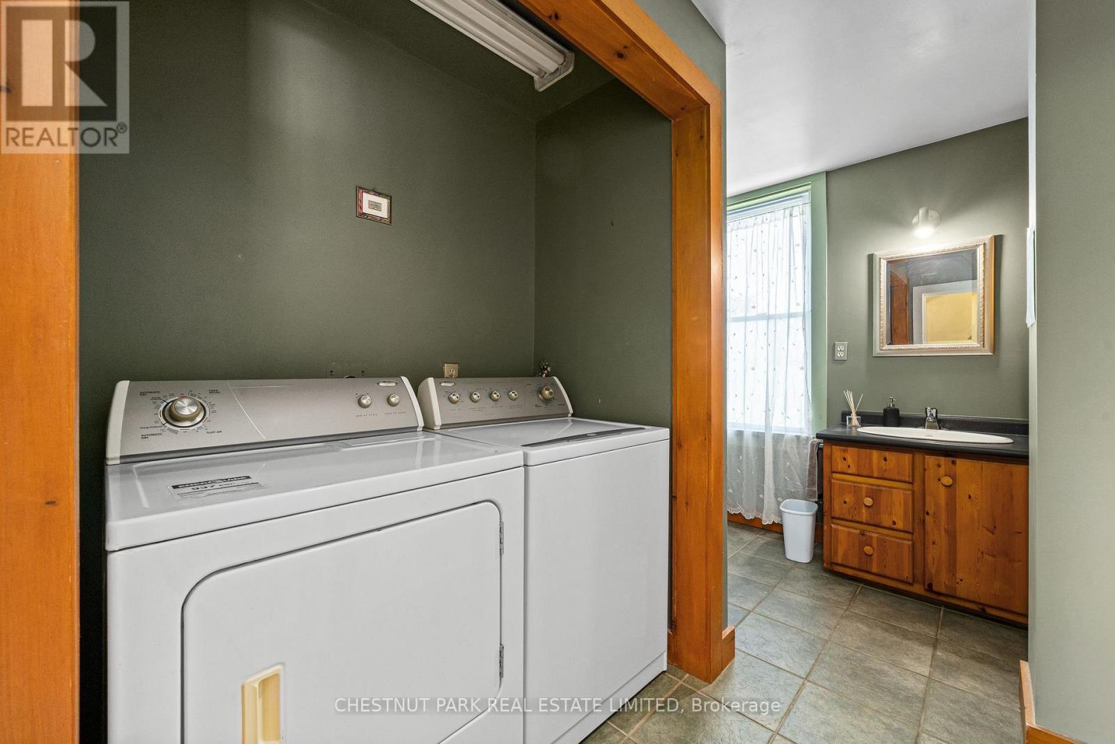 419 County Rd 25, Prince Edward County (North Marysburg Ward), Ontario  K0K 2T0 - Photo 17 - X12189479