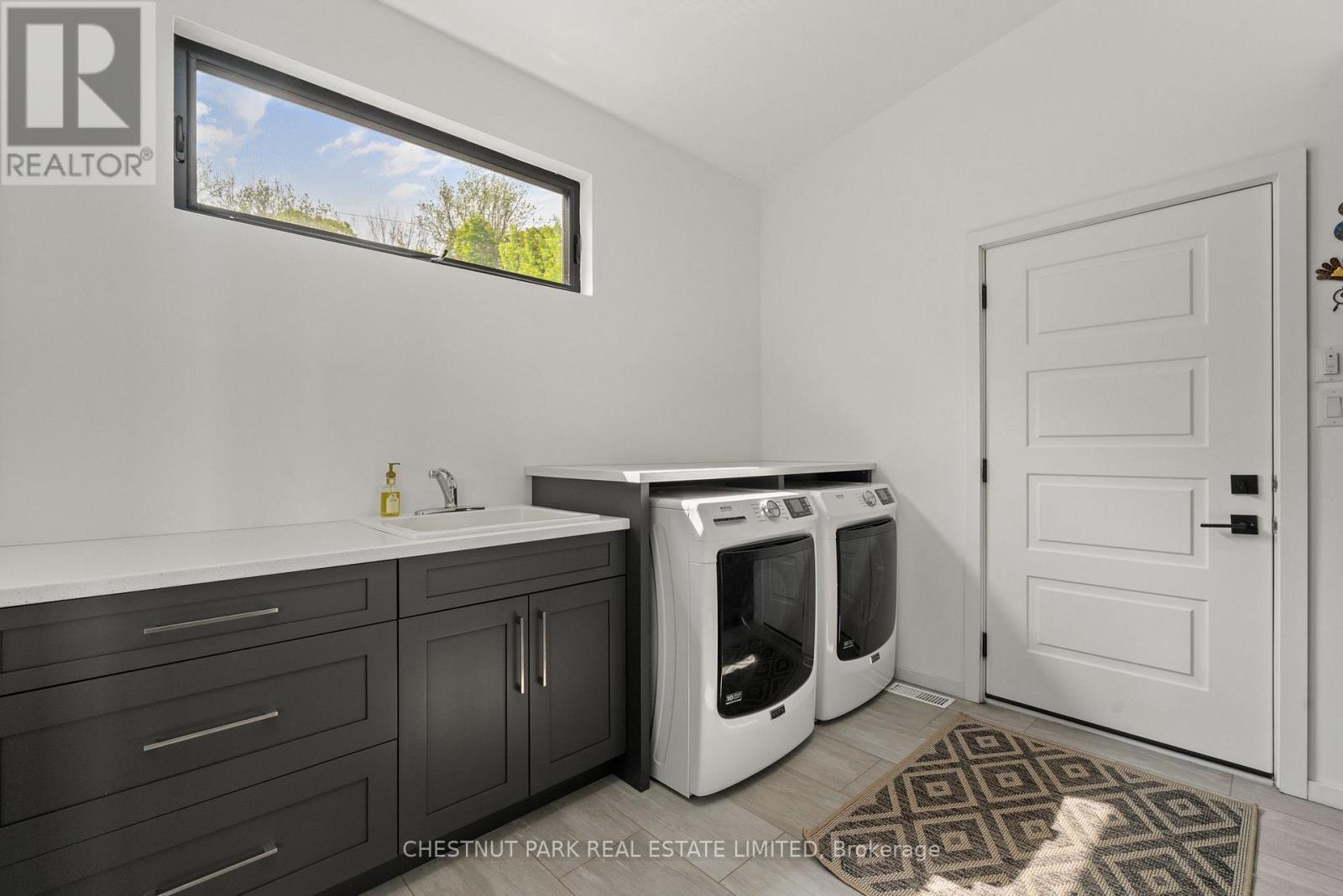 39 Hicks Lane, Prince Edward County (North Marysburgh), Ontario  K0K 2T0 - Photo 17 - X12201491