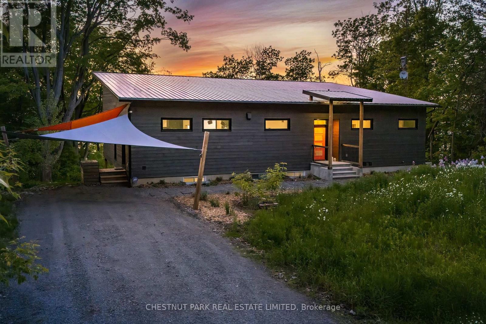 39 Hicks Lane, Prince Edward County (North Marysburgh), Ontario  K0K 2T0 - Photo 2 - X12201491