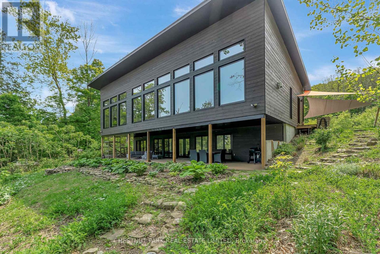 39 Hicks Lane, Prince Edward County (North Marysburgh), Ontario  K0K 2T0 - Photo 37 - X12201491