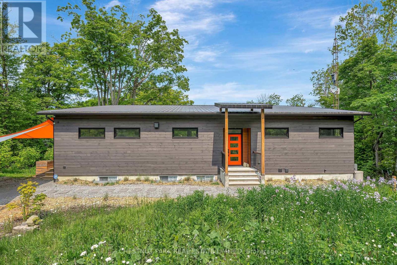 39 Hicks Lane, Prince Edward County (North Marysburgh), Ontario  K0K 2T0 - Photo 7 - X12201491