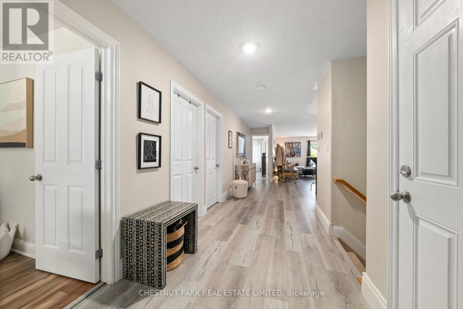140 Islandview Drive, Loyalist (Amherstview), Ontario  K7N 0A5 - Photo 4 - X12224166