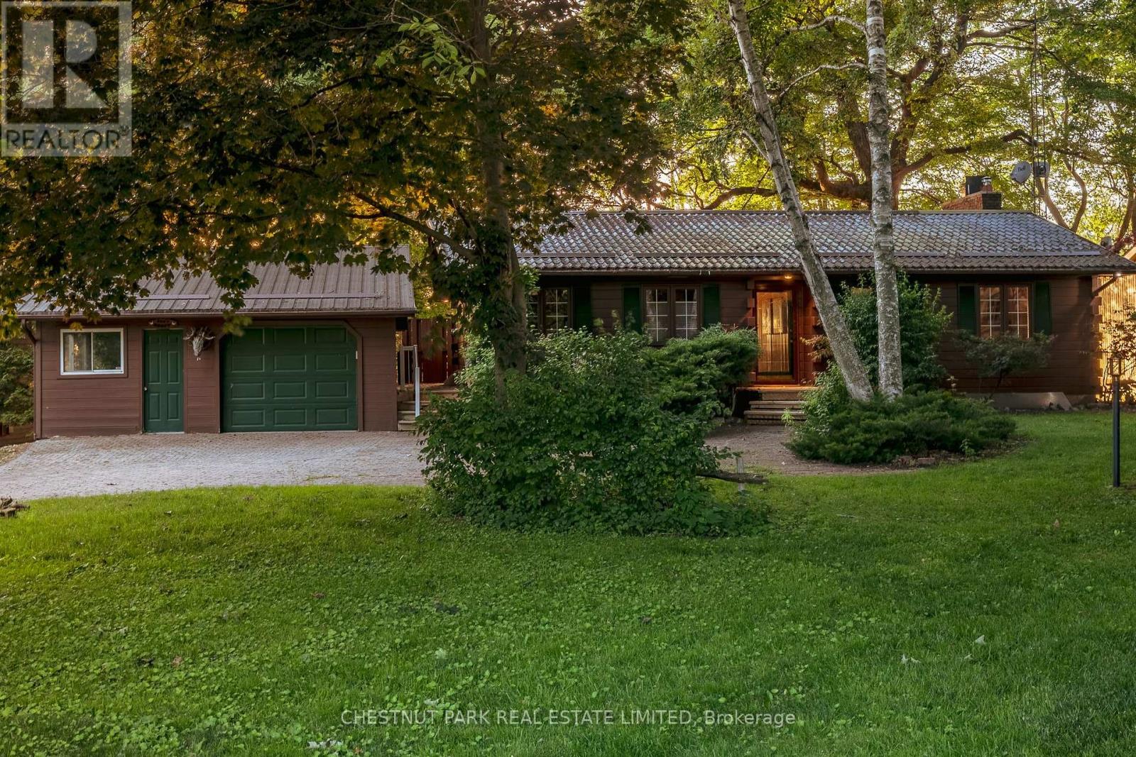 378 Island Road, Prince Edward County (Hallowell Ward), Ontario  K0K 2T0 - Photo 1 - X12245320