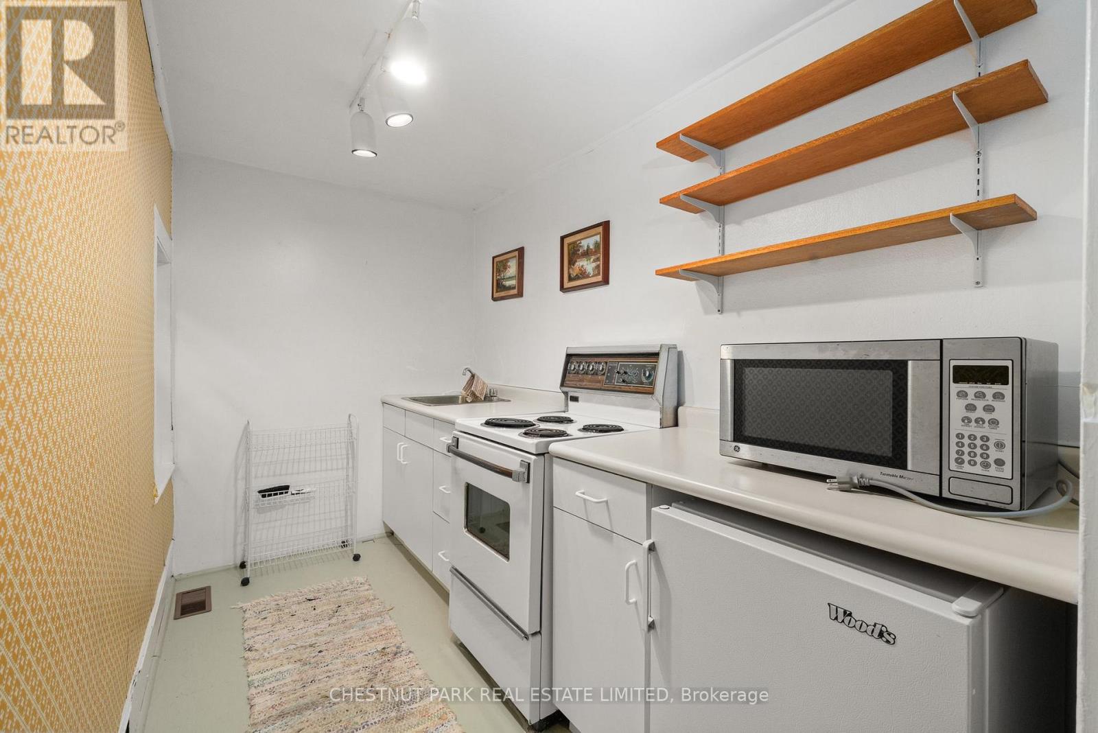 1716 County Rd 12, Prince Edward County (Hallowell Ward), Ontario  K0K 2T0 - Photo 27 - X12271914