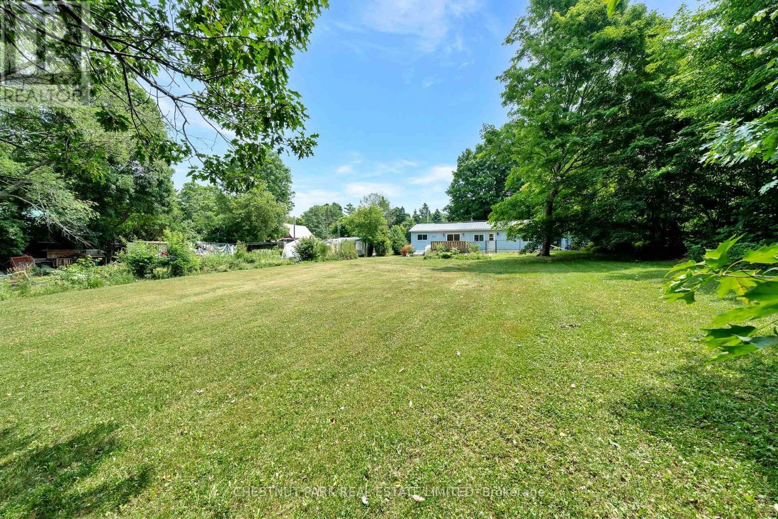 976 County Rd 13, Prince Edward County (South Marysburg Ward), Ontario  K0K 2P0 - Photo 23 - X12290374