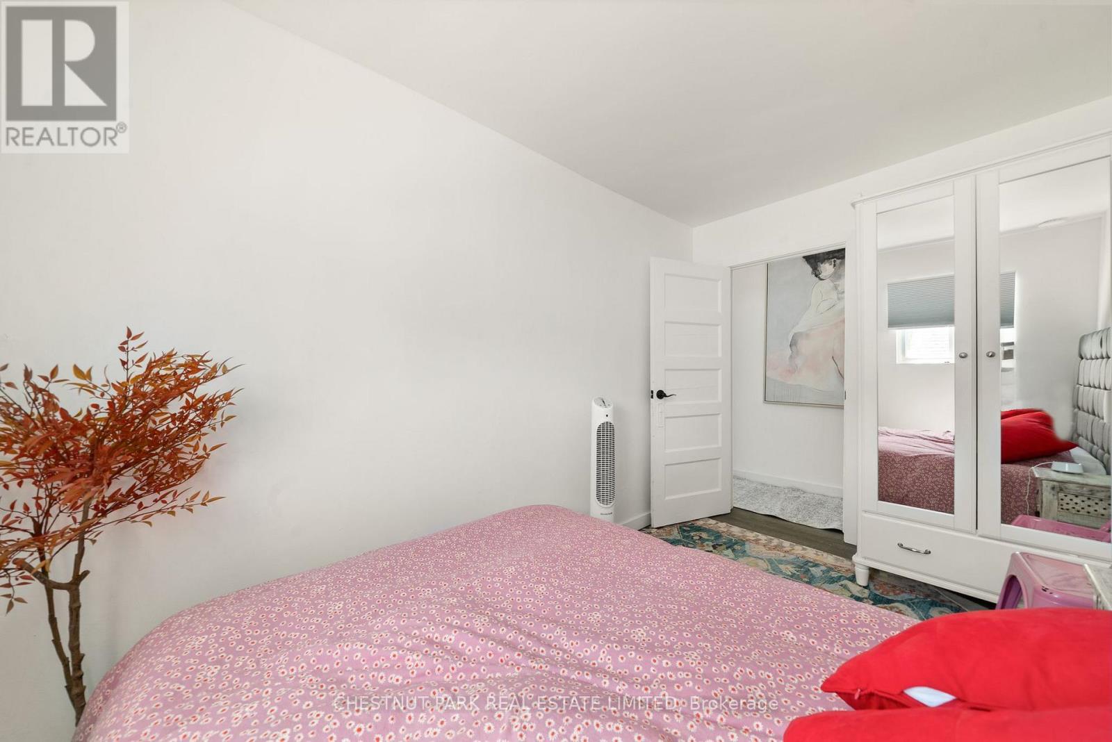 46 Consecon Street, Prince Edward County (Wellington Ward), Ontario  K0K 3L0 - Photo 12 - X12305900