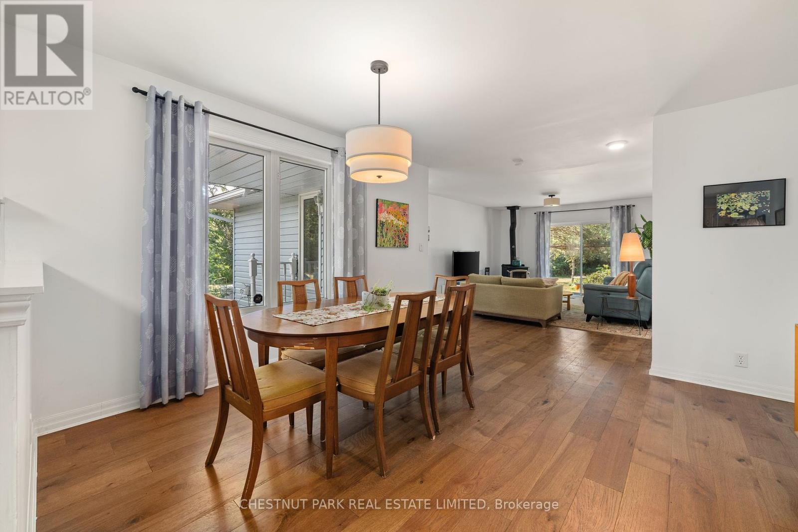 207 Carnrike Road, Prince Edward County (Ameliasburg Ward), Ontario  K0K 1T0 - Photo 11 - X12332520