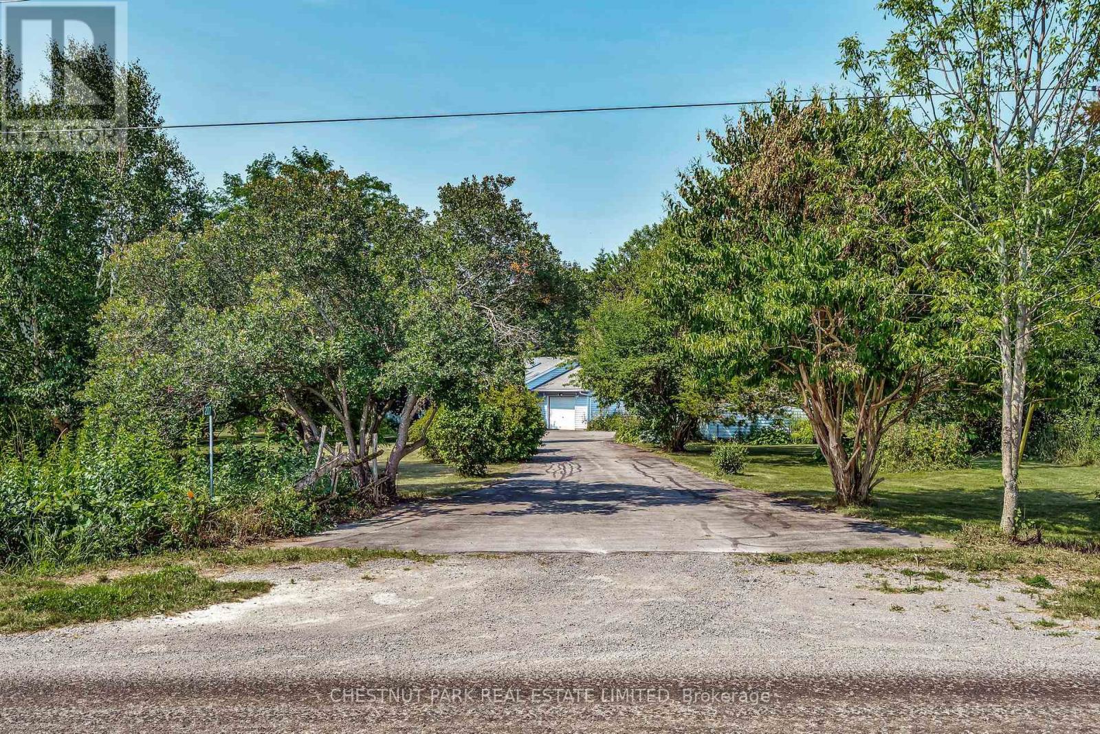 207 Carnrike Road, Prince Edward County (Ameliasburg Ward), Ontario  K0K 1T0 - Photo 2 - X12332520