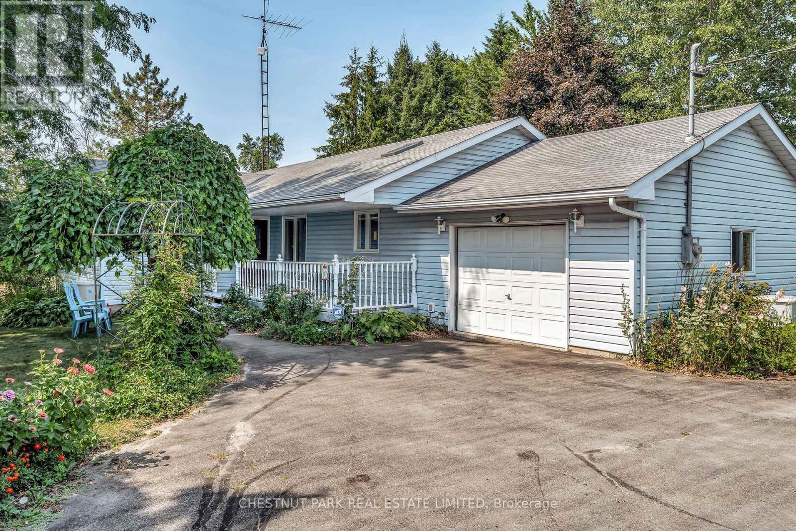 207 Carnrike Road, Prince Edward County (Ameliasburg Ward), Ontario  K0K 1T0 - Photo 3 - X12332520
