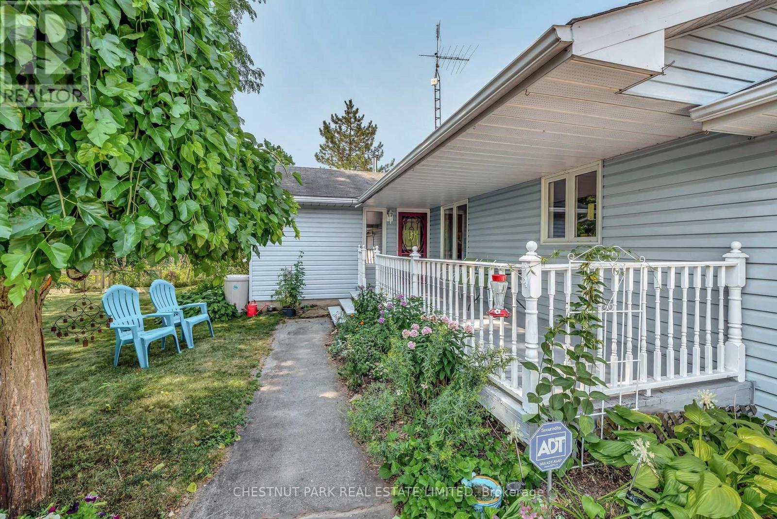 207 Carnrike Road, Prince Edward County (Ameliasburg Ward), Ontario  K0K 1T0 - Photo 4 - X12332520