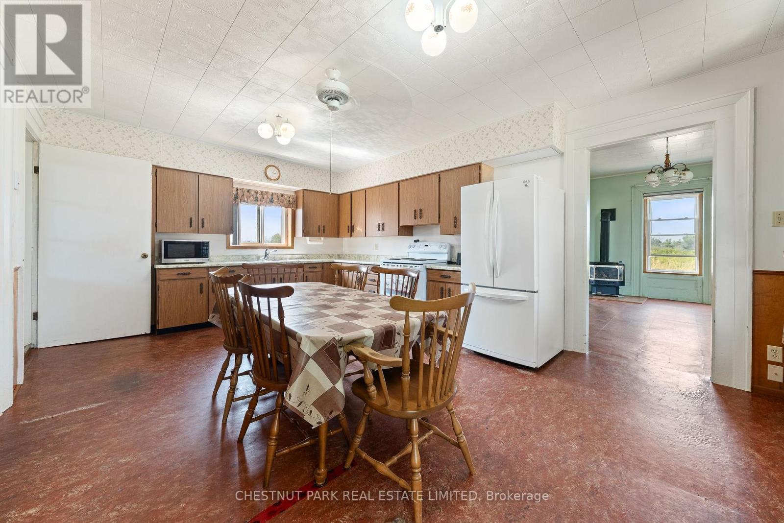 403 Closson Road, Prince Edward County (Hillier), Ontario  K0K 2J0 - Photo 16 - X12346171
