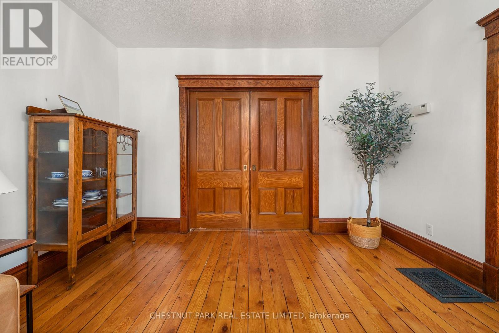 336 Bloomfield Main Street, Prince Edward County (Bloomfield Ward), Ontario  K0K 1G0 - Photo 10 - X12514412