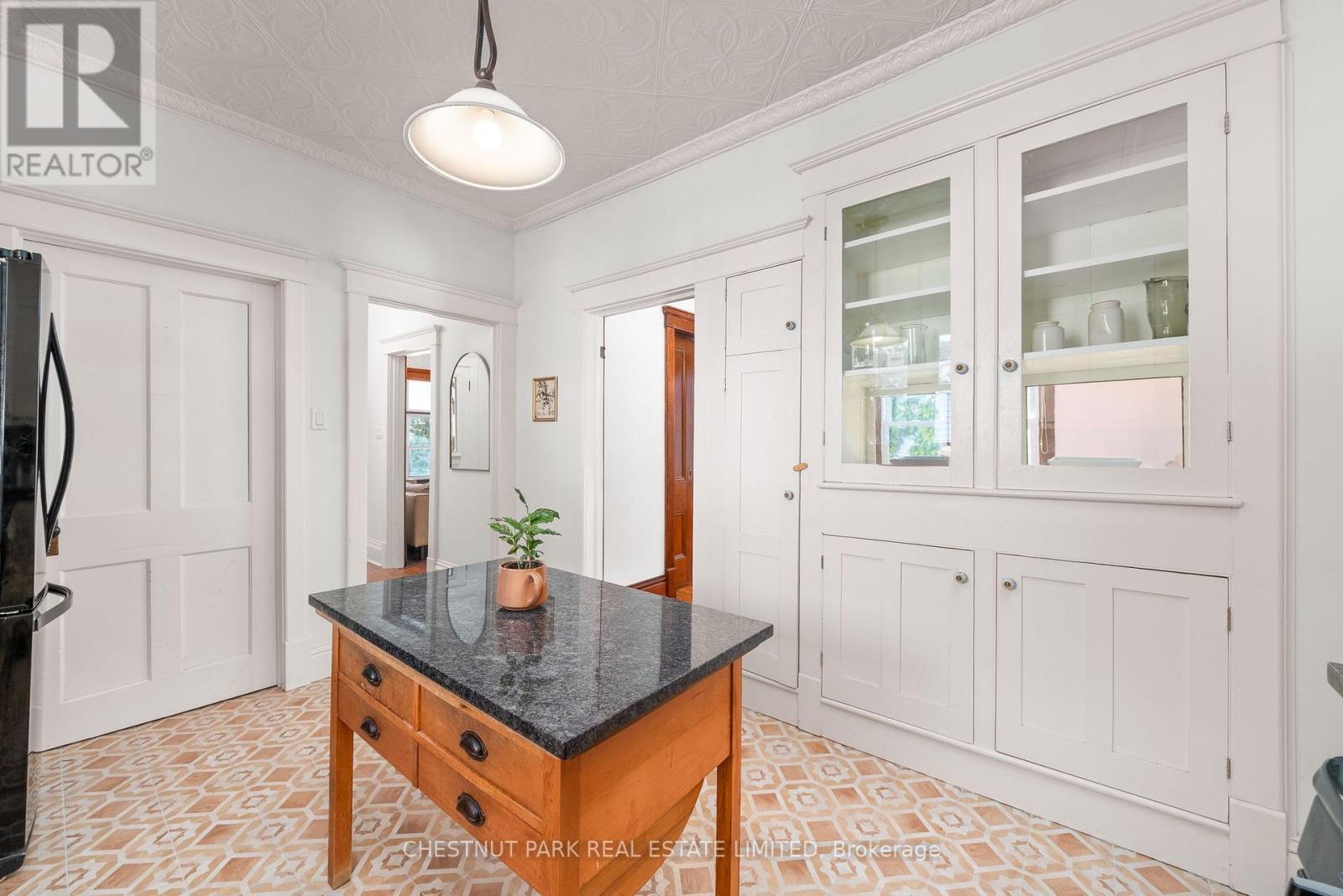 336 Bloomfield Main Street, Prince Edward County (Bloomfield Ward), Ontario  K0K 1G0 - Photo 19 - X12514412