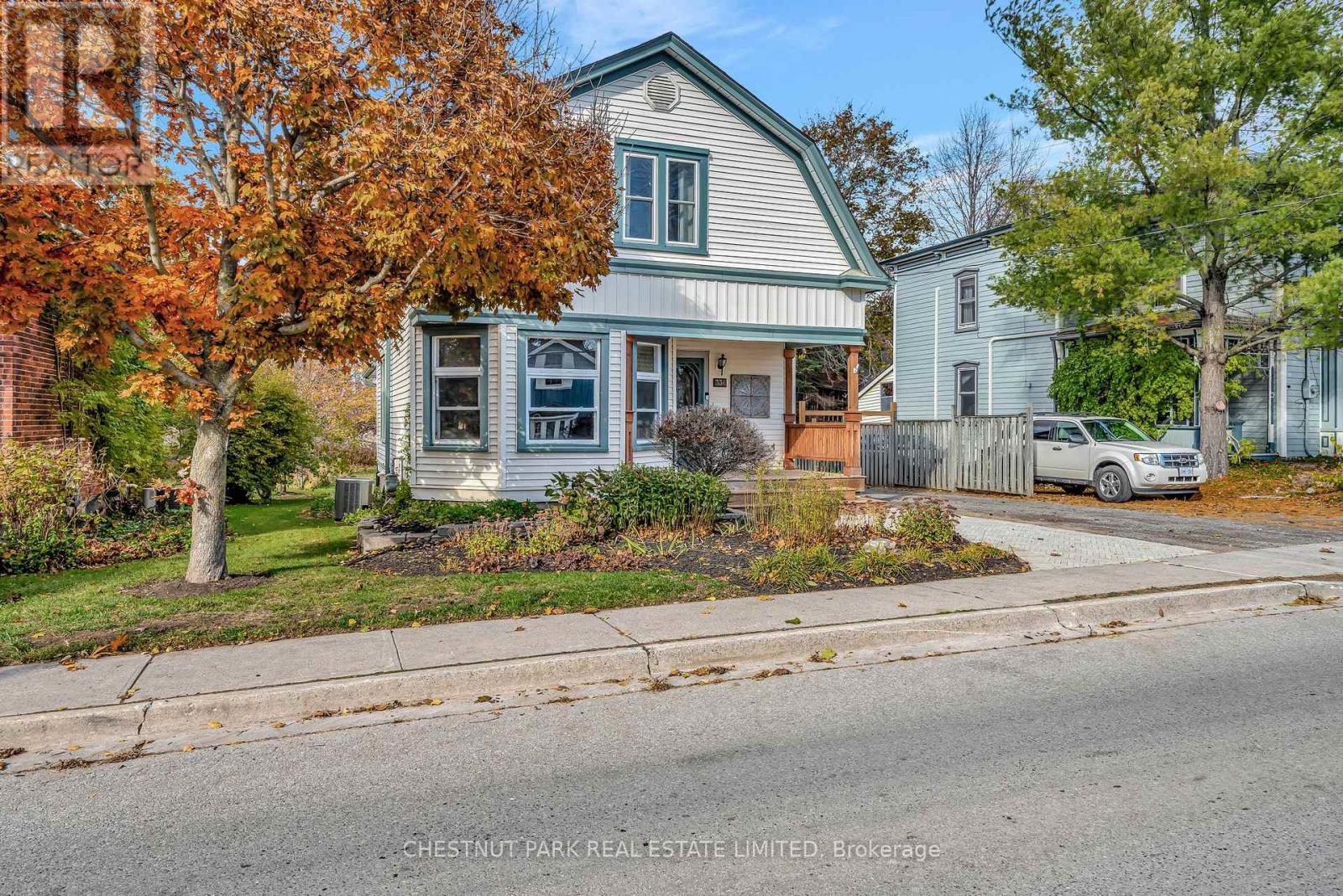 336 Bloomfield Main Street, Prince Edward County (Bloomfield Ward), Ontario  K0K 1G0 - Photo 2 - X12514412
