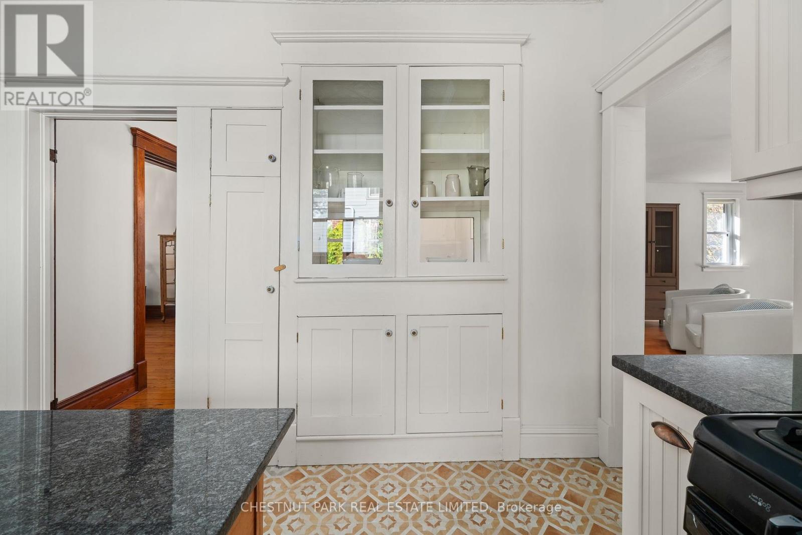 336 Bloomfield Main Street, Prince Edward County (Bloomfield Ward), Ontario  K0K 1G0 - Photo 20 - X12514412