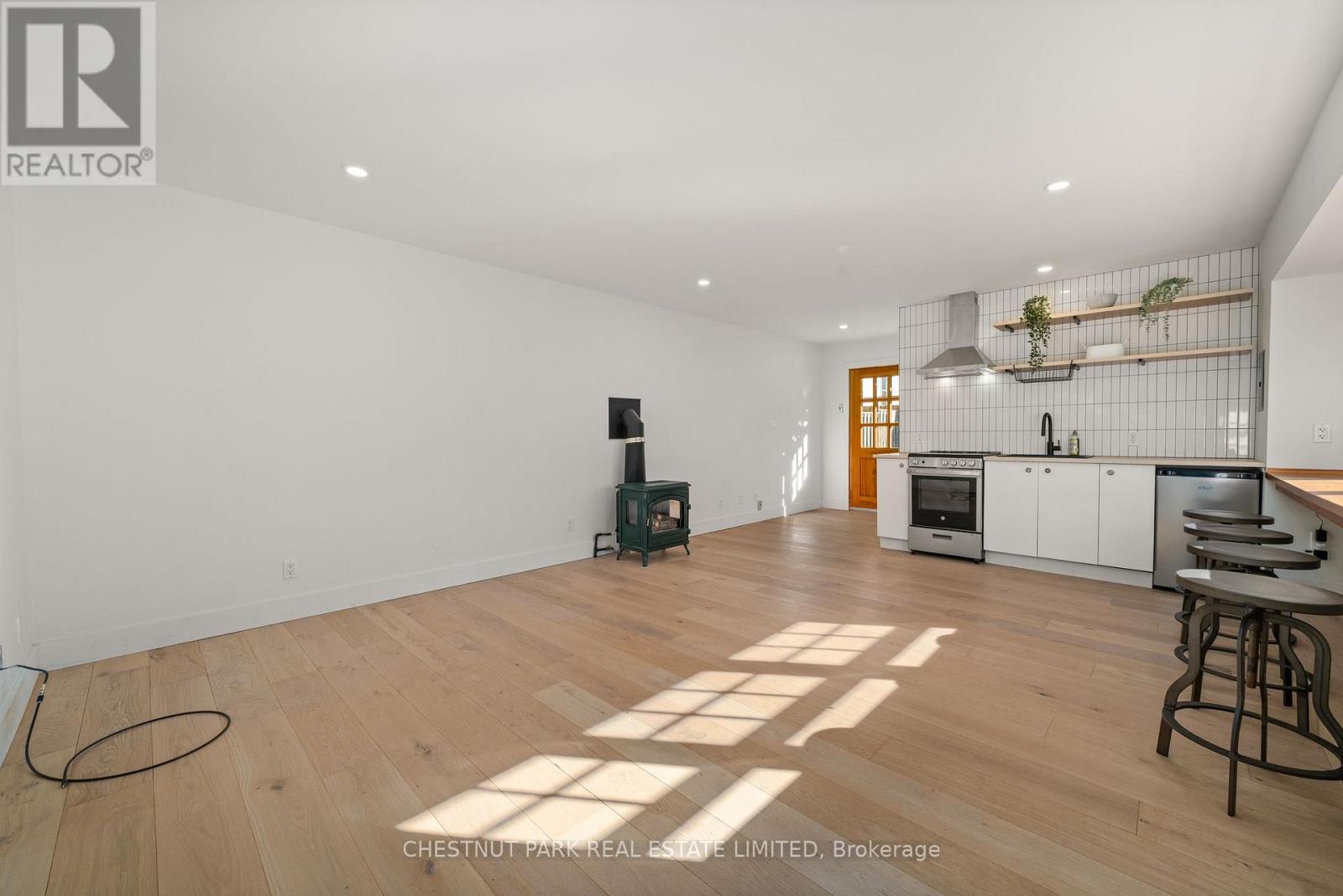 336 Bloomfield Main Street, Prince Edward County (Bloomfield Ward), Ontario  K0K 1G0 - Photo 40 - X12514412