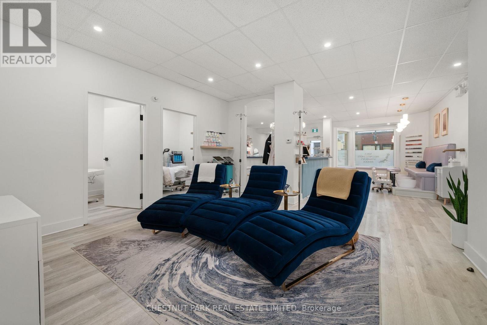 296 Main Street, Prince Edward County (Picton Ward), Ontario  K0K 2T0 - Photo 10 - X12537798