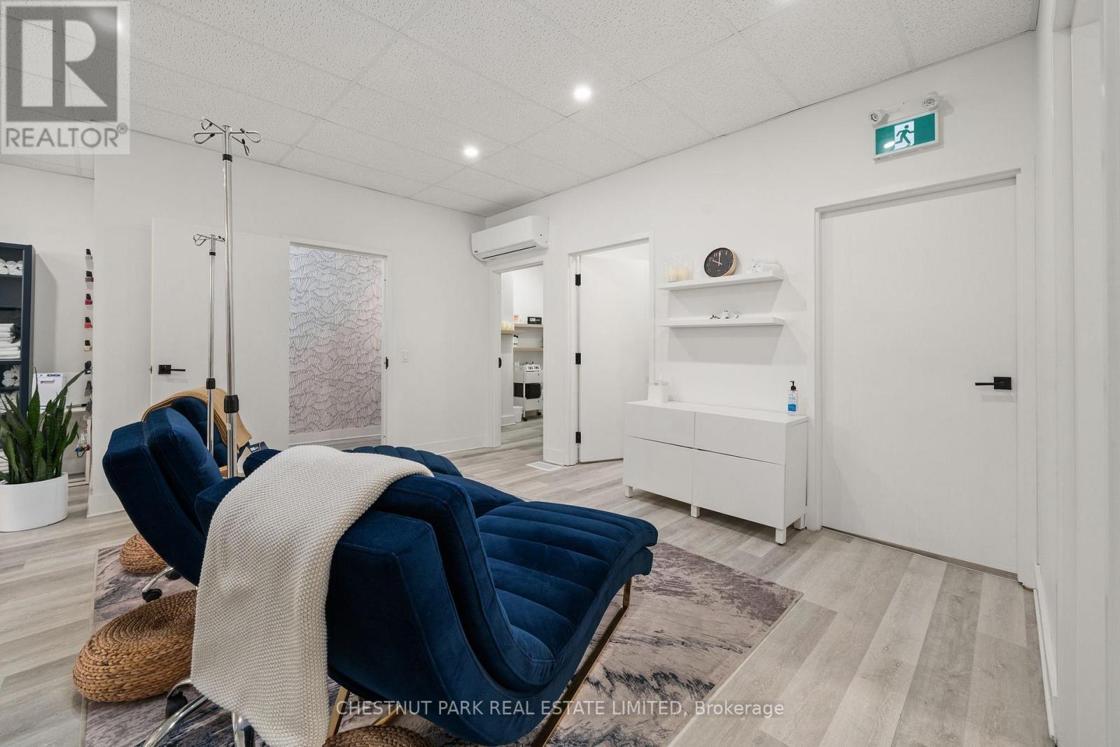 296 Main Street, Prince Edward County (Picton Ward), Ontario  K0K 2T0 - Photo 11 - X12537798