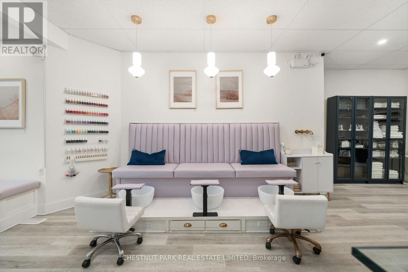 296 Main Street, Prince Edward County (Picton Ward), Ontario  K0K 2T0 - Photo 5 - X12537798