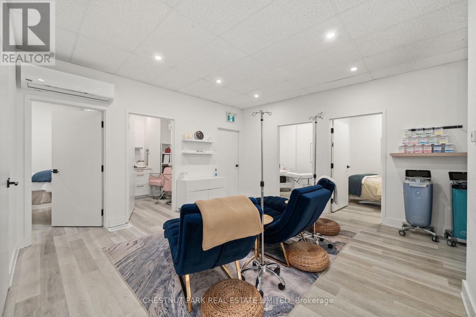 296 Main Street, Prince Edward County (Picton Ward), Ontario  K0K 2T0 - Photo 9 - X12537798