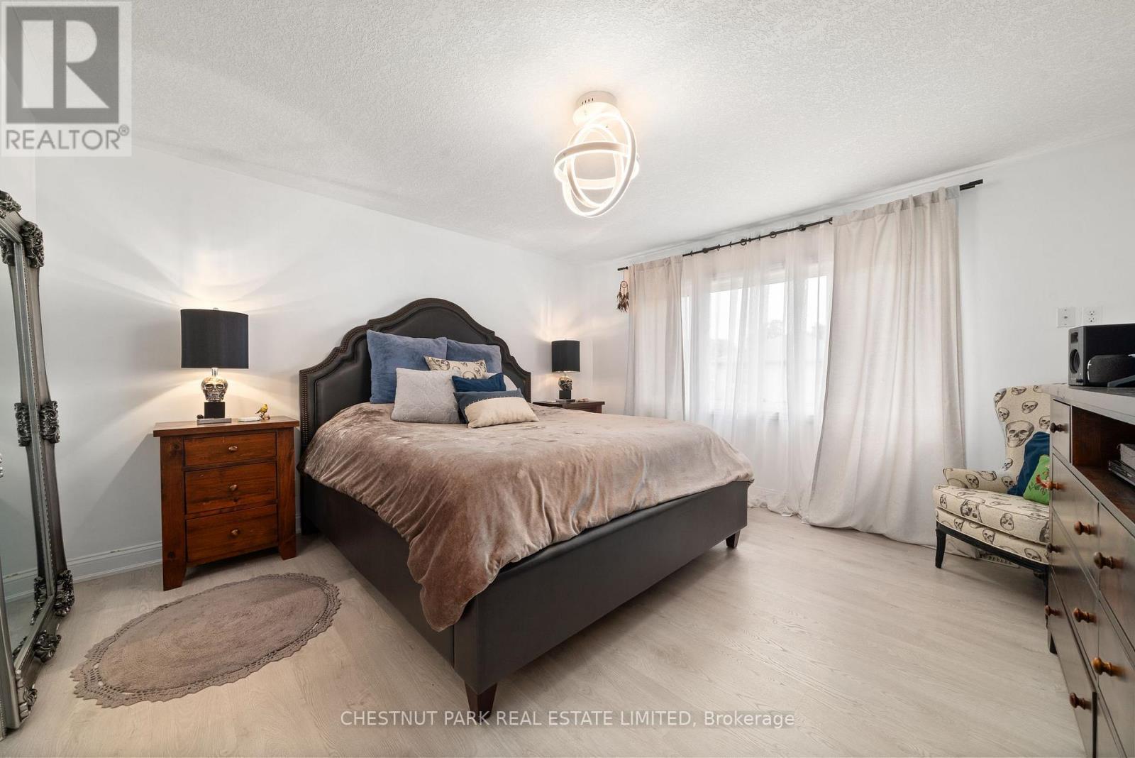 140 Islandview Drive, Loyalist (Amherstview), Ontario  K7N 0A5 - Photo 16 - X12589900