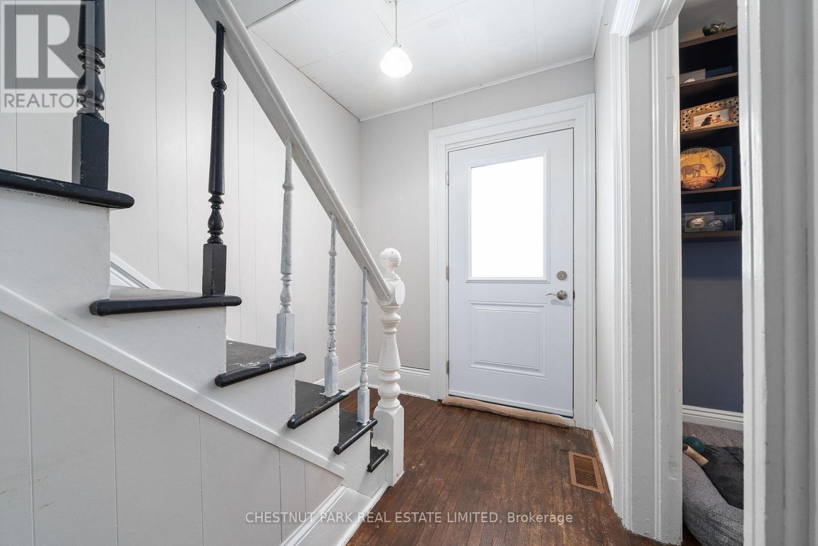 370 Kaiser Crossroad, Prince Edward County (North Marysburg Ward), Ontario  K0K 2T0 - Photo 18 - X12606066