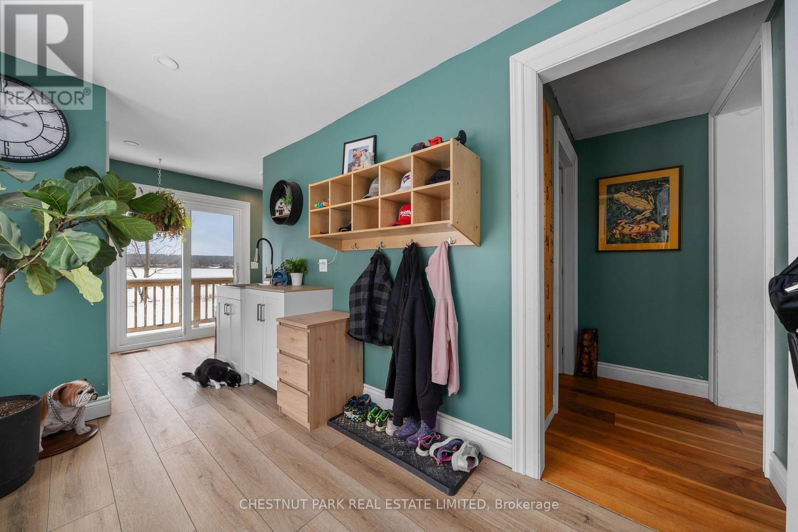 370 Kaiser Crossroad, Prince Edward County (North Marysburg Ward), Ontario  K0K 2T0 - Photo 4 - X12606066