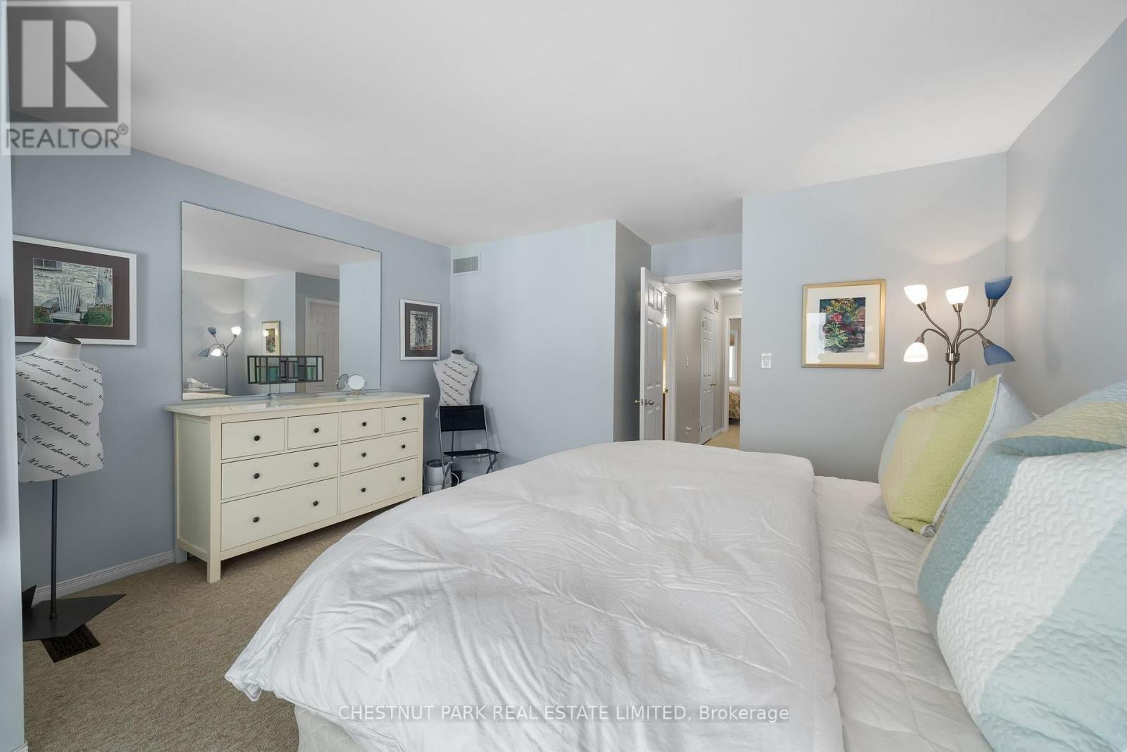 11 - 1 Mortimer Street, Prince Edward County (Picton Ward), Ontario  K0K 2T0 - Photo 18 - X12693278