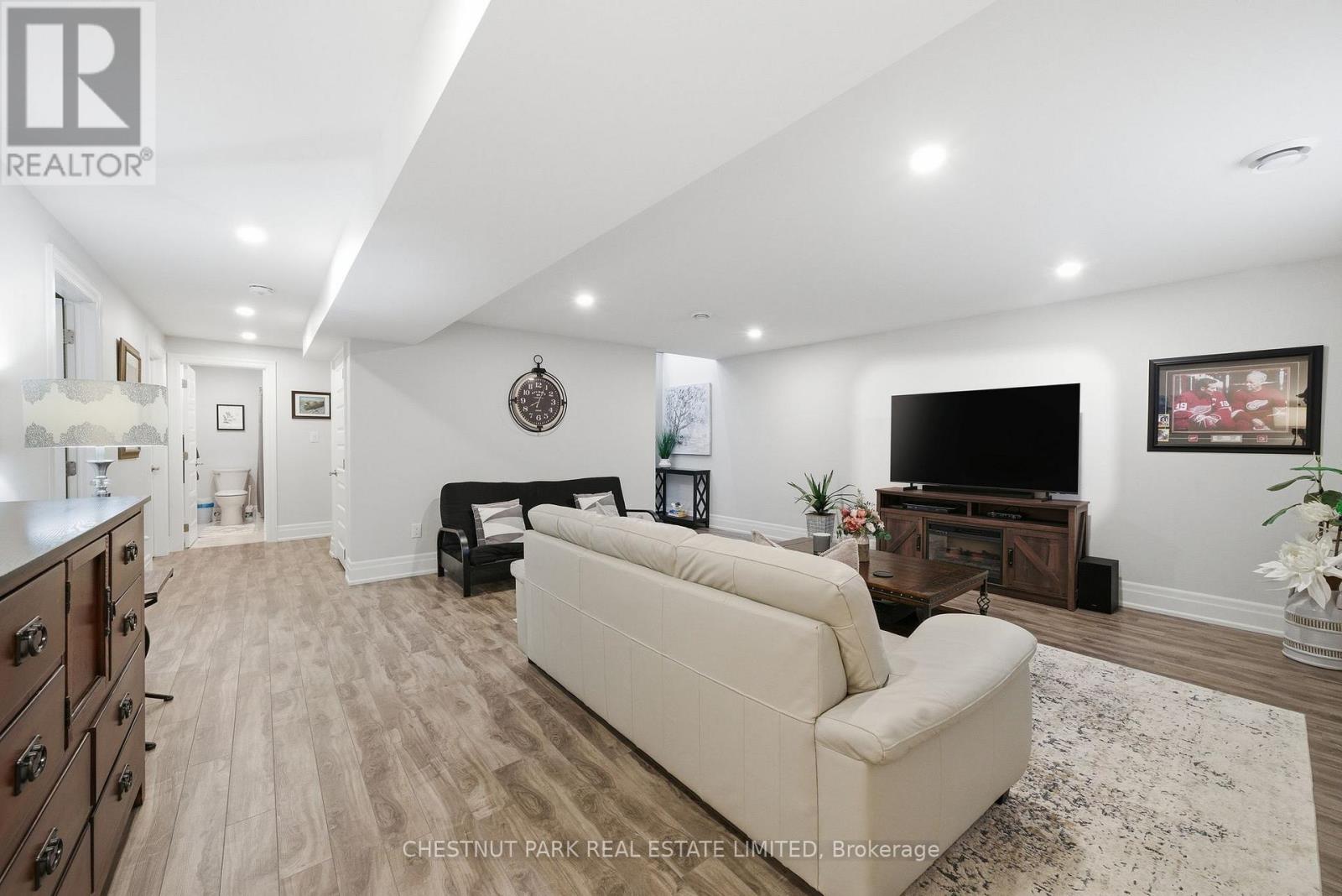 22 Curtis Street, Prince Edward County (Picton Ward), Ontario  K0K 2T0 - Photo 29 - X12934756