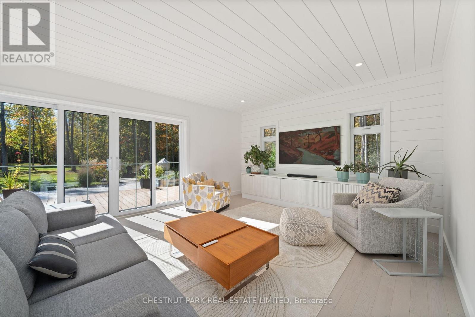 407 County Road 4, Prince Edward County (Hallowell Ward), Ontario  K0K 2T0 - Photo 16 - X12936270