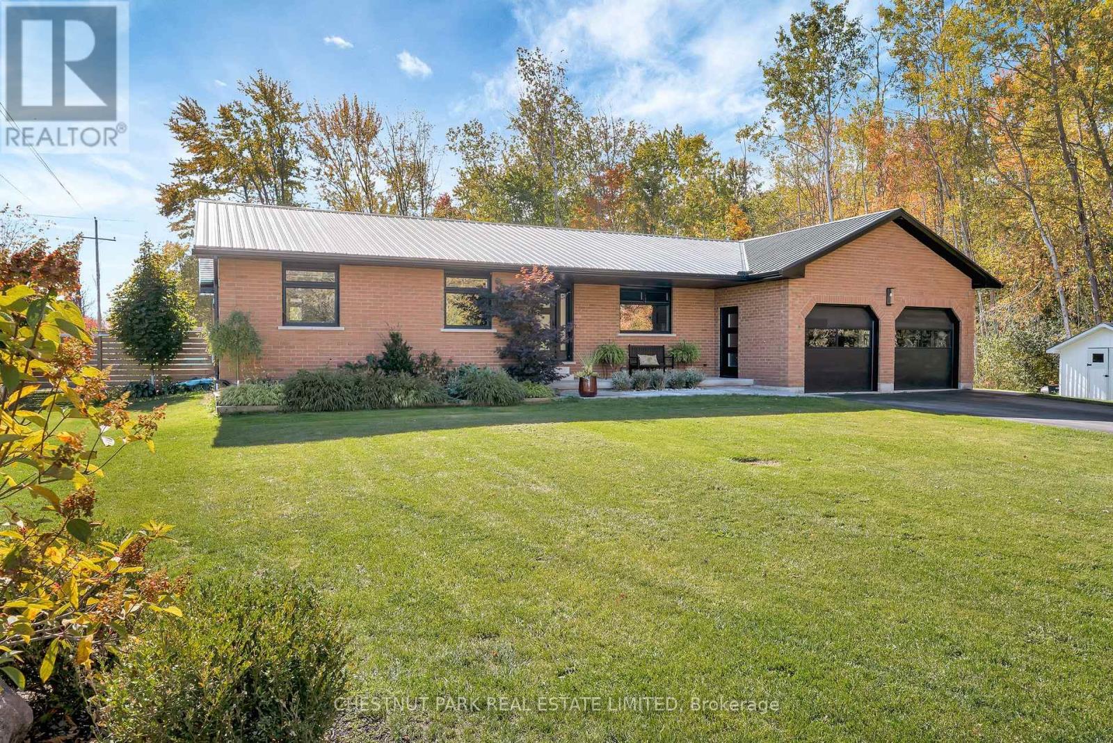 407 County Road 4, Prince Edward County (Hallowell Ward), Ontario  K0K 2T0 - Photo 2 - X12936270