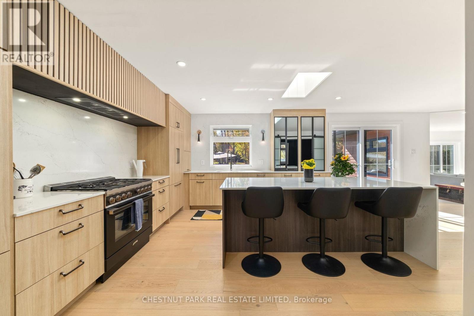 407 County Road 4, Prince Edward County (Hallowell Ward), Ontario  K0K 2T0 - Photo 7 - X12936270