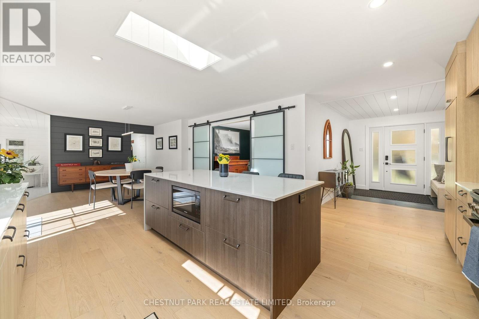 407 County Road 4, Prince Edward County (Hallowell Ward), Ontario  K0K 2T0 - Photo 8 - X12936270