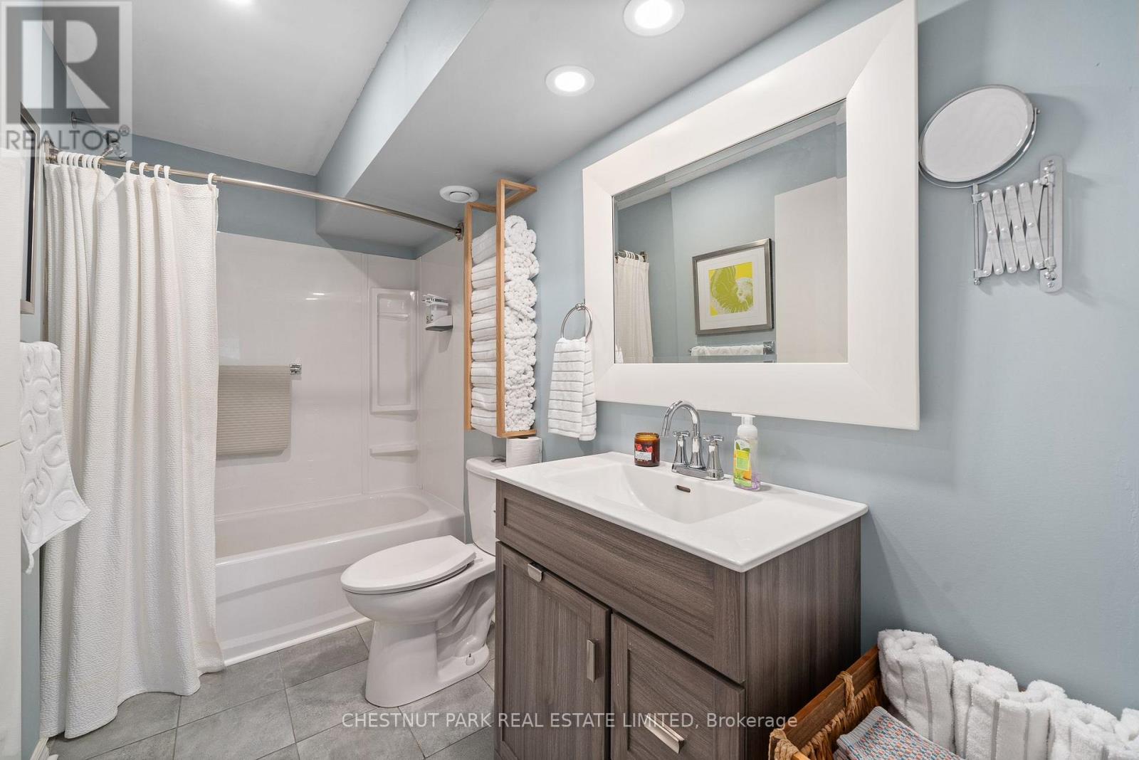 3118 County Road 10 Road, Prince Edward County (South Marysburg Ward), Ontario  K0K 2P0 - Photo 29 - X12970192