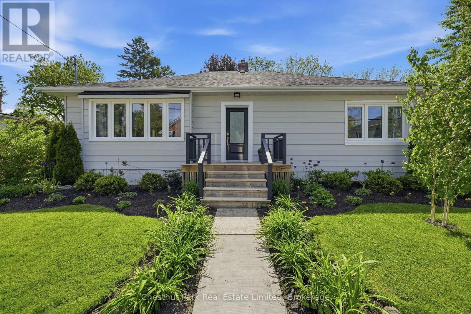16 Jane Street, Prince Edward County (Picton Ward), Ontario  K0K 2T0 - Photo 1 - X13222648