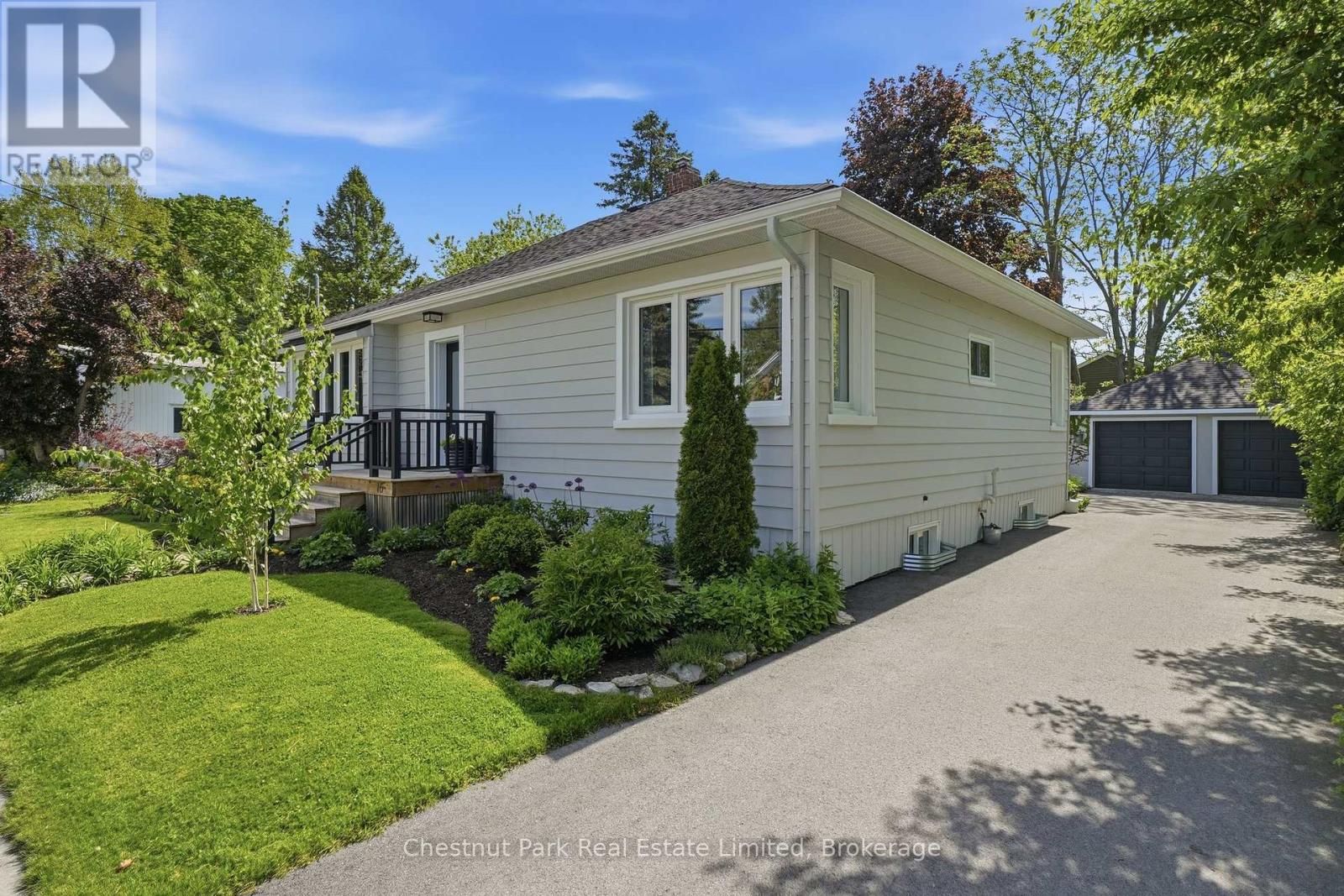 16 Jane Street, Prince Edward County (Picton Ward), Ontario  K0K 2T0 - Photo 2 - X13222648