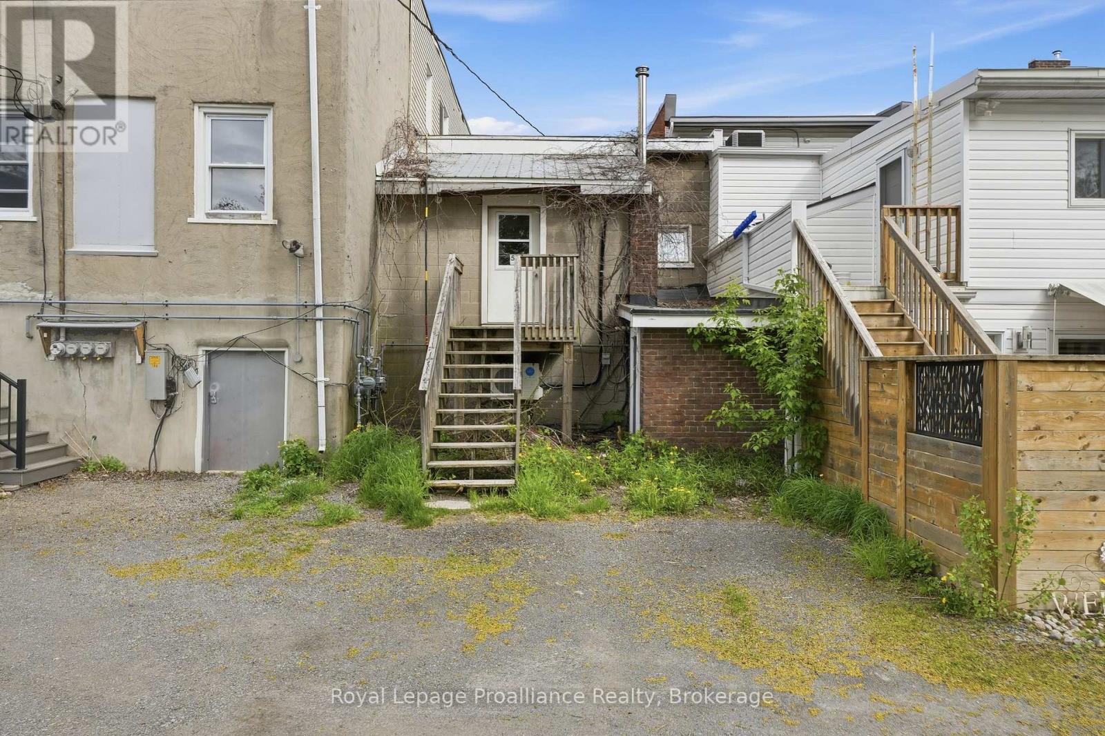 190 Main Street, Prince Edward County (Picton Ward), Ontario  K0K 2T0 - Photo 8 - X13248420