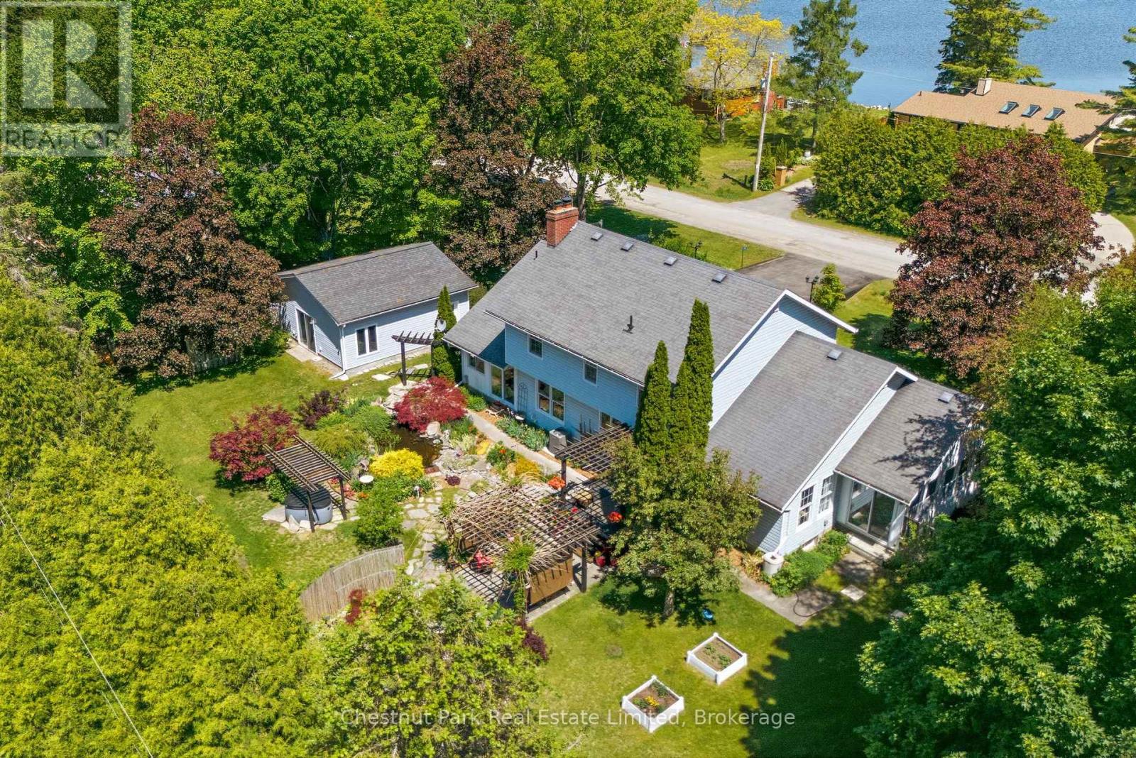 18 Carriage Lane, Quinte West (Murray Ward), Ontario  K0K 1L0 - Photo 2 - X13421656