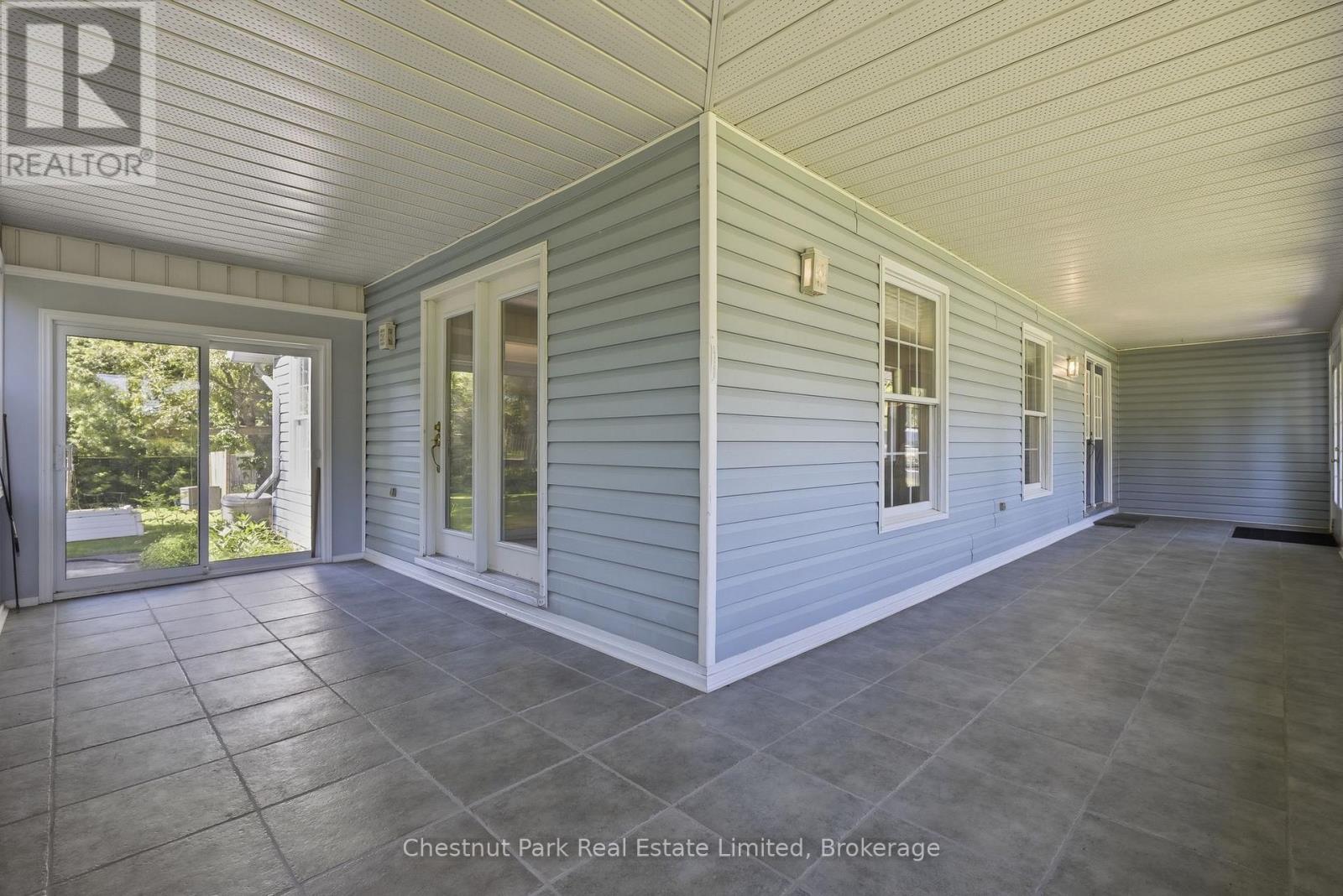 18 Carriage Lane, Quinte West (Murray Ward), Ontario  K0K 1L0 - Photo 4 - X13421656