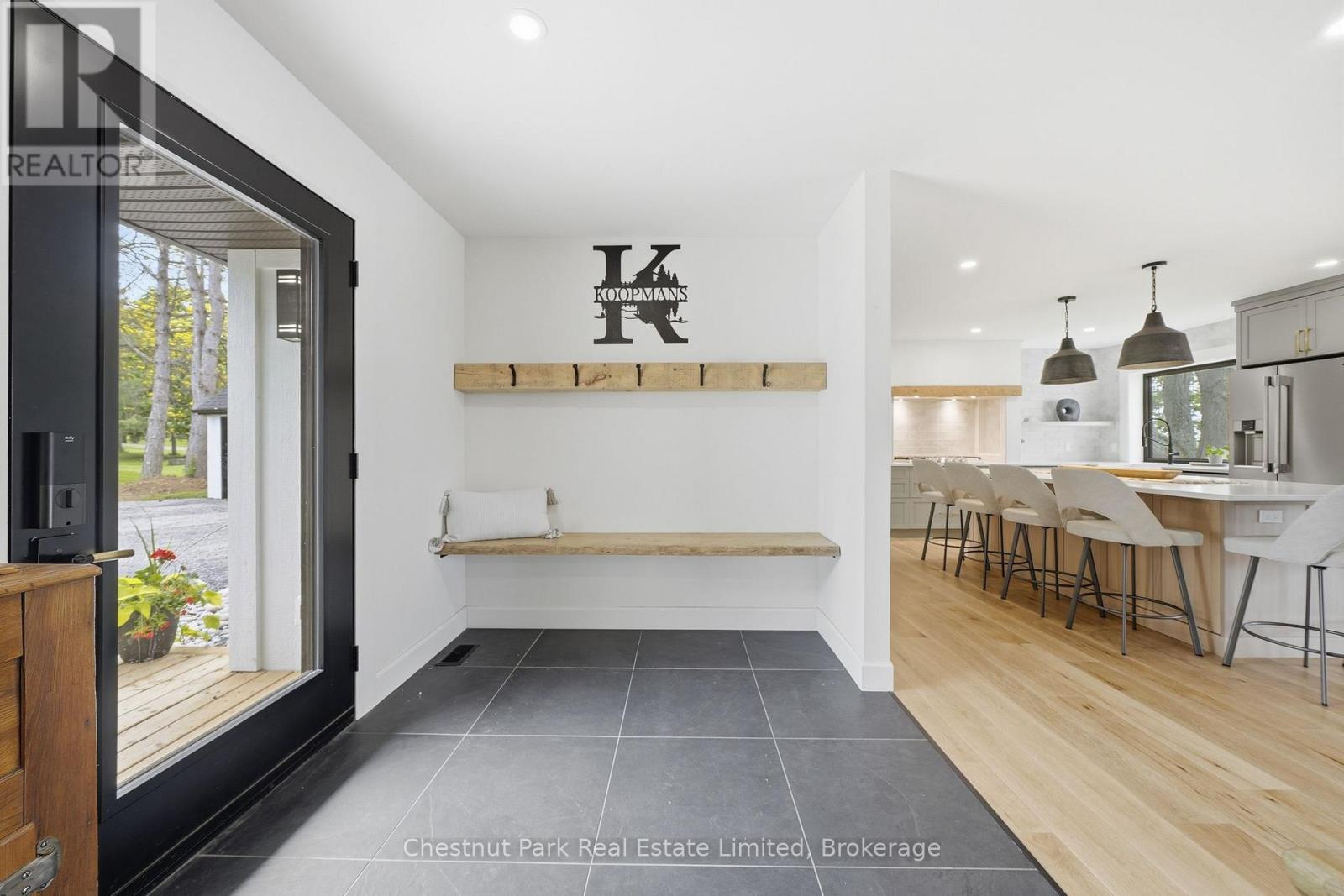 1424 County Rd 3, Prince Edward County (Ameliasburg Ward), Ontario  K0K 1L0 - Photo 7 - X13426406