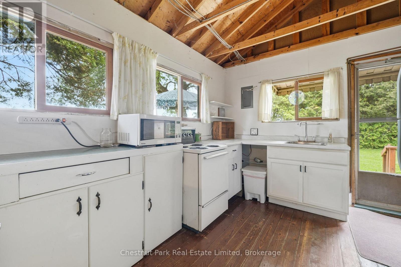 22 Bongards Lane, Prince Edward County (North Marysburg Ward), Ontario  K0K 2T0 - Photo 5 - X13460530