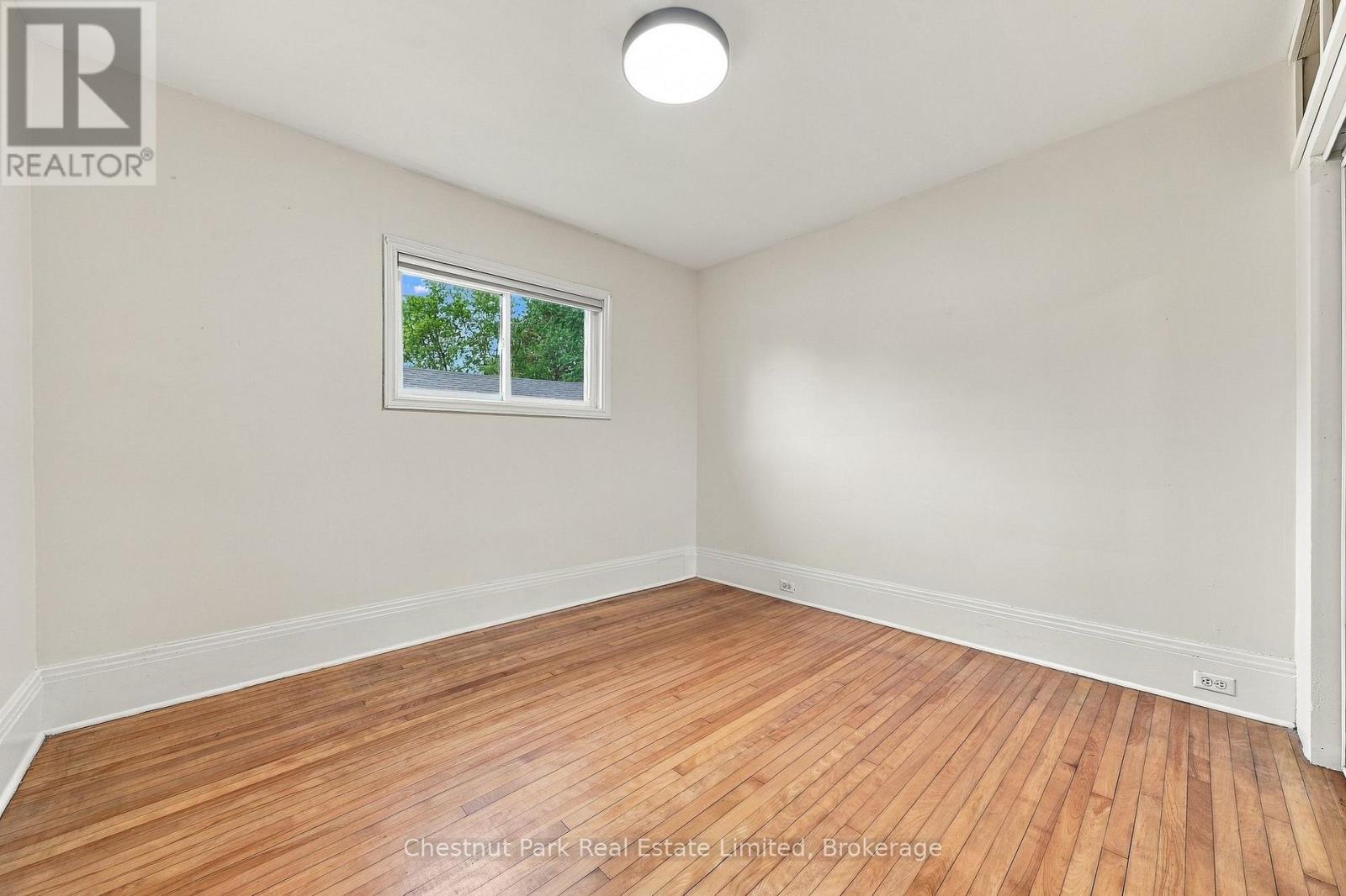 10 Northport Street, Prince Edward County (Sophiasburg Ward), Ontario  K0K 2T0 - Photo 14 - X13809598
