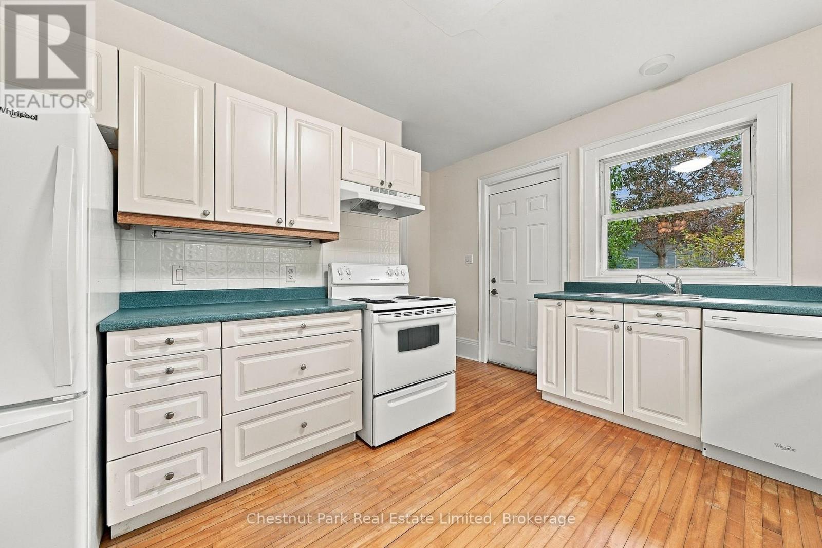 10 Northport Street, Prince Edward County (Sophiasburg Ward), Ontario  K0K 2T0 - Photo 22 - X13809598