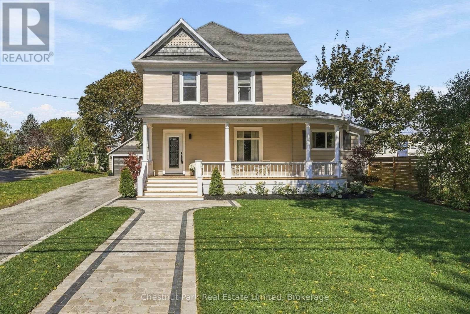 372 Main Street, Prince Edward County (Wellington Ward), Ontario  K0K 3L0 - Photo 1 - X13876960