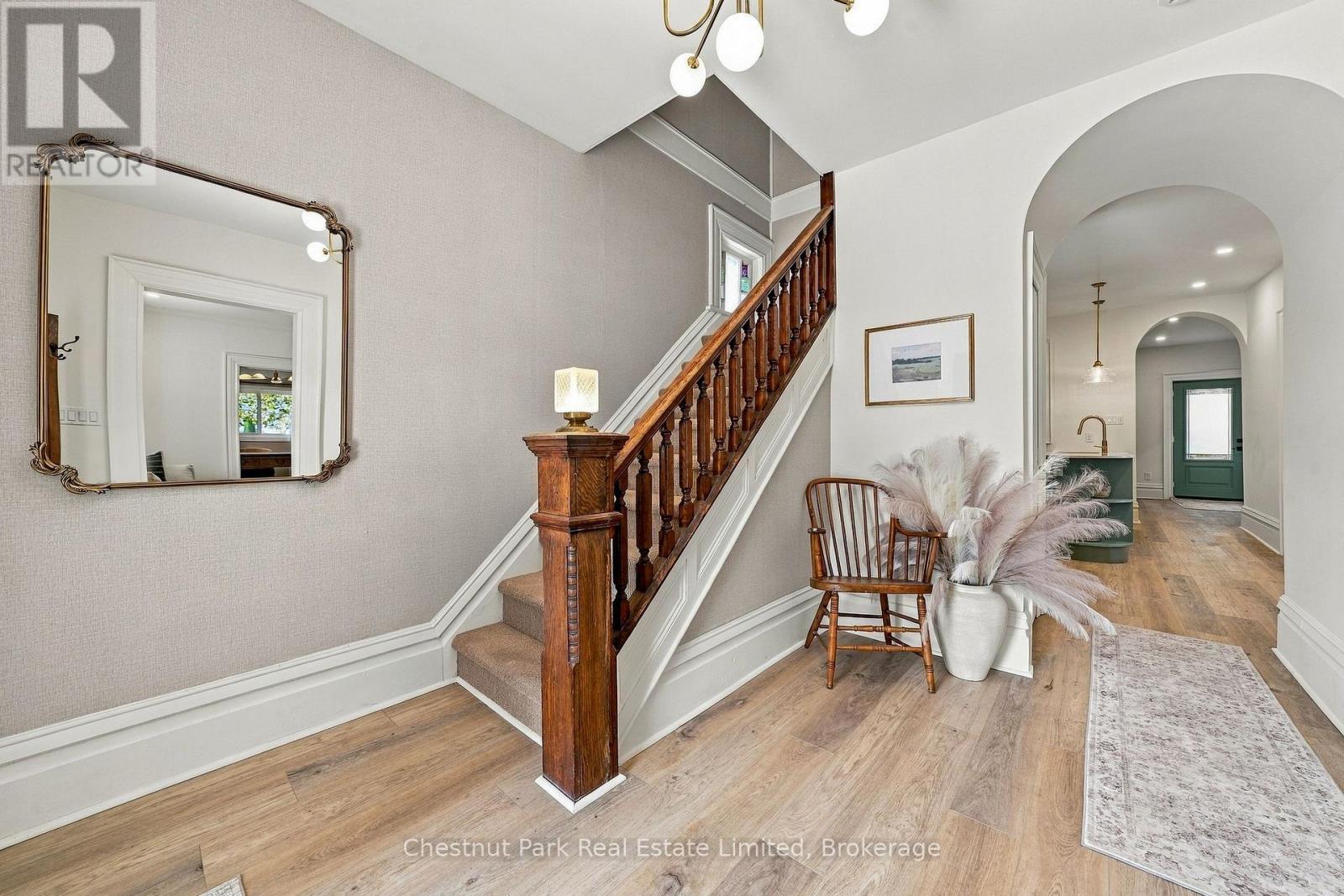 372 Main Street, Prince Edward County (Wellington Ward), Ontario  K0K 3L0 - Photo 5 - X13876960