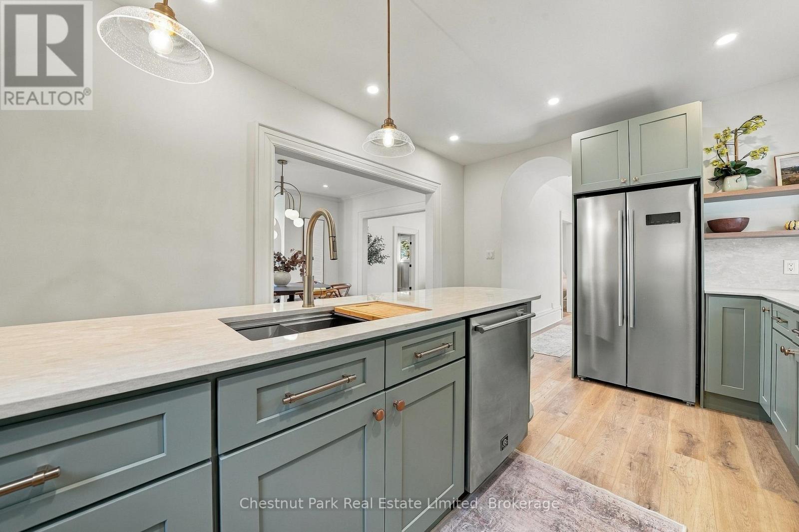 372 Main Street, Prince Edward County (Wellington Ward), Ontario  K0K 3L0 - Photo 8 - X13876960